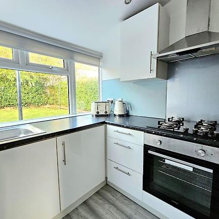 Spacious Haven With Free Parking Glasgow Buitenkant foto