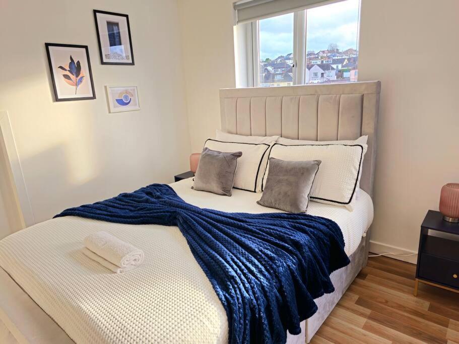 Spacious Haven With Free Parking Glasgow Buitenkant foto