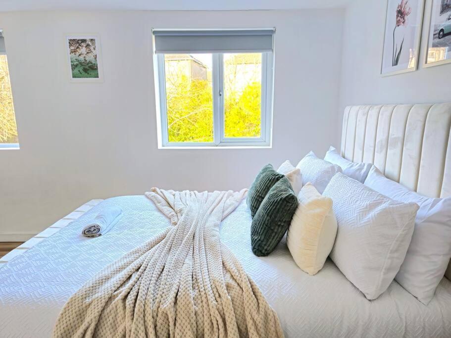 Spacious Haven With Free Parking Glasgow Buitenkant foto