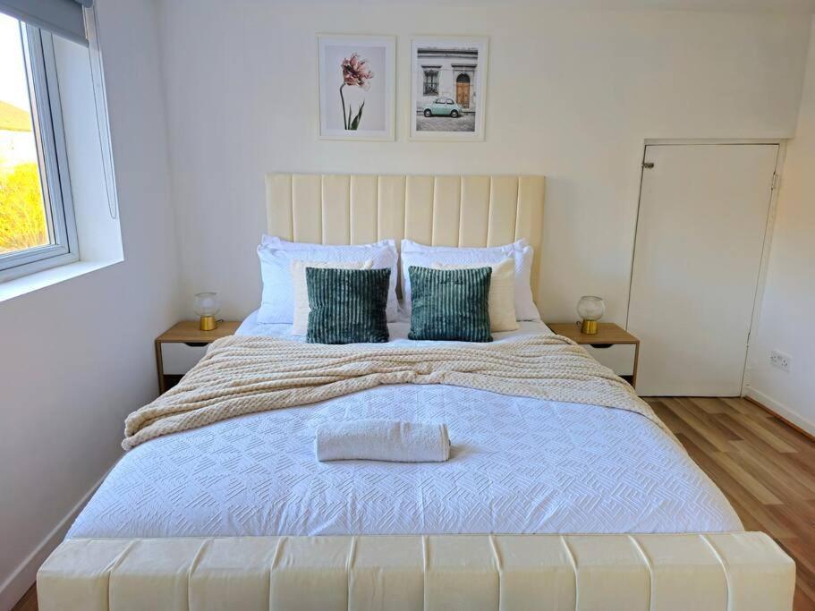 Spacious Haven With Free Parking Glasgow Buitenkant foto
