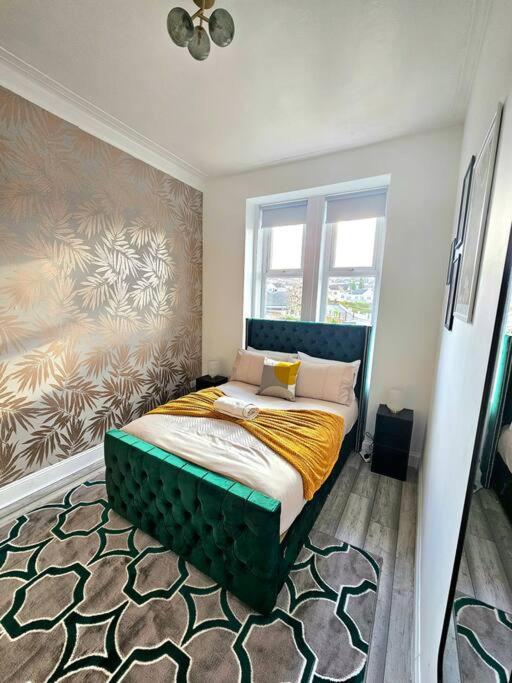 Spacious Haven With Free Parking Glasgow Buitenkant foto